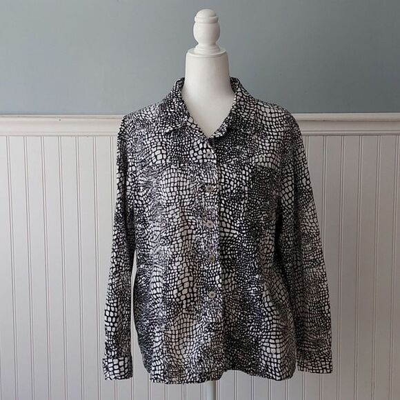 Chico's Jackets & Blazers - Chico's Design Women's 3 Lg Shacket Black White Animal Print Button Lightweight